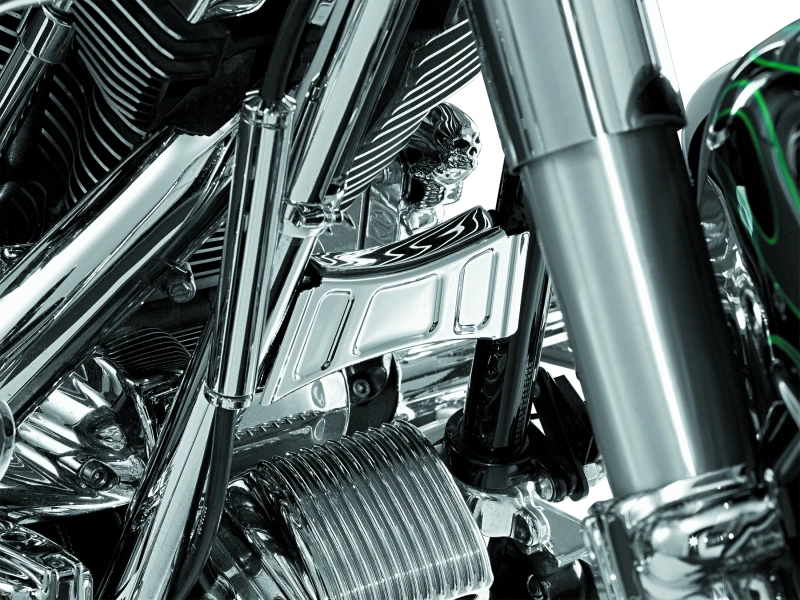 kuryakyn_7774-6795a23140948 Kuryakyn Downtube Cross Brace Cover für 99-13 Touring Chrome