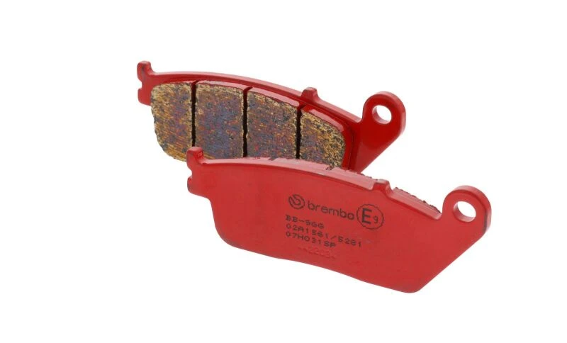 Brembo OE Bremsbelag hinten für 08-11 Honda DN-01 680cc