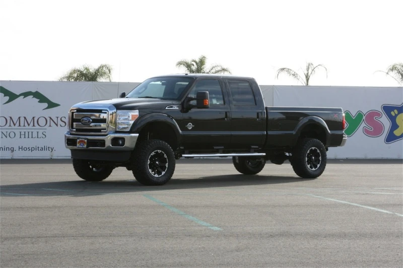 Fabtech 08-10 Ford F350 4WD 6 Zoll hintere Block-Kit mit Überlast